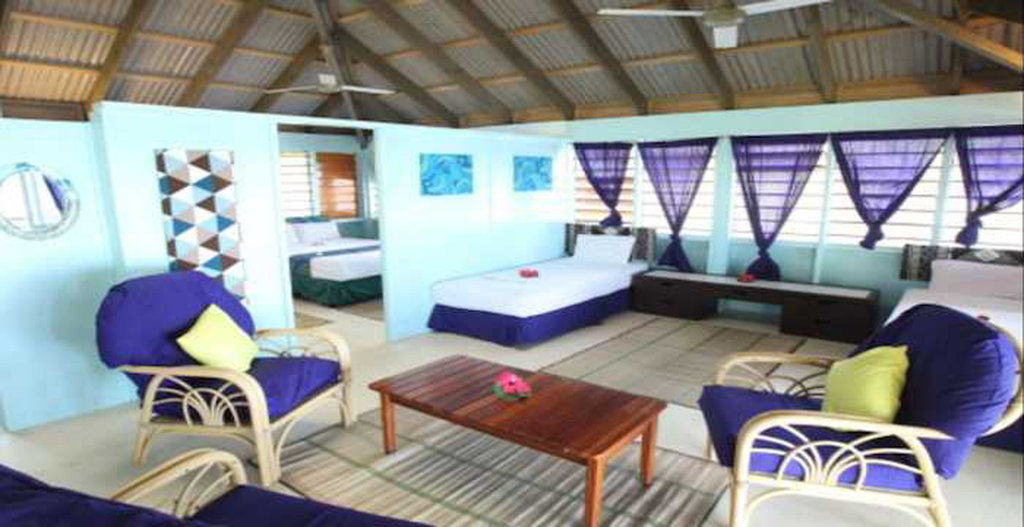 Funky Fish Beach & Surf Resort Solevu Exteriör bild